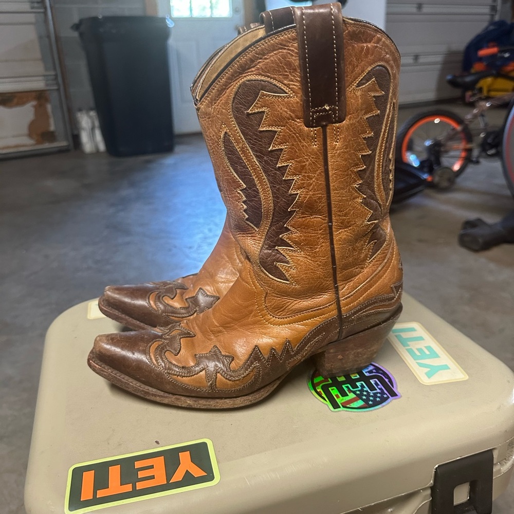 Women’s corral boots